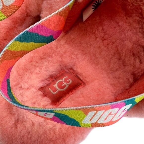 UGG Kids Fluff Yeah Rainbow Sherpa Slides Size 5 - Picture 7 of 8